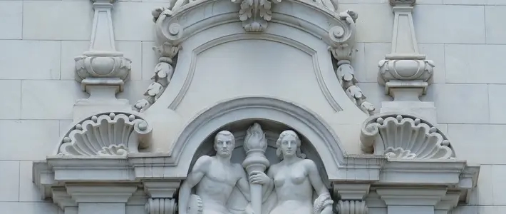 Relief Pilar Batu Alam