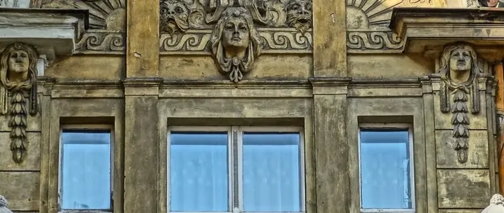 Ukiran Batu Alam Pilar